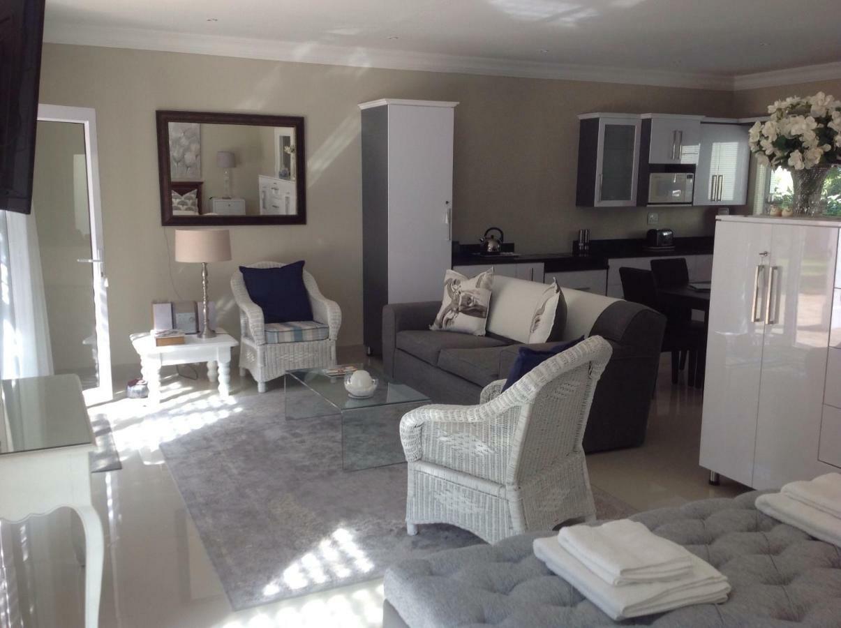 The Studio Apartment Port Elizabeth Bagian luar foto